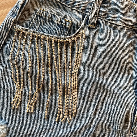 💎 Rhinestone fringe shorts 💎 - Picture 4 of 9